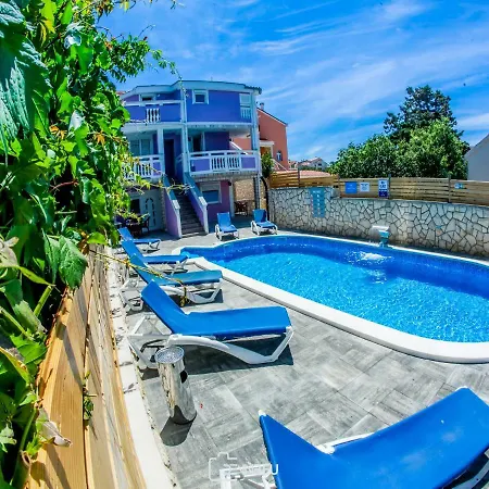 Ari Apartments Novalja Exterior photo