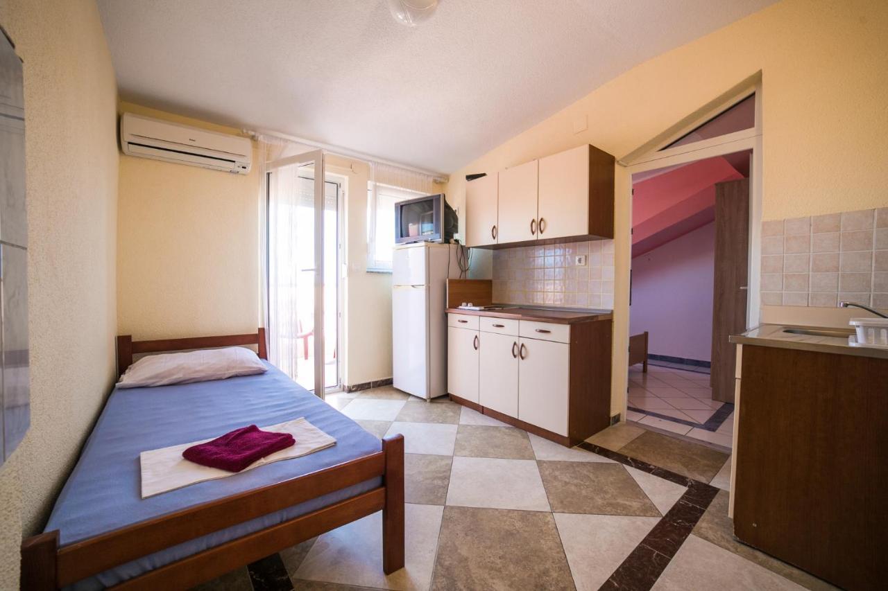 Apartment Ari *